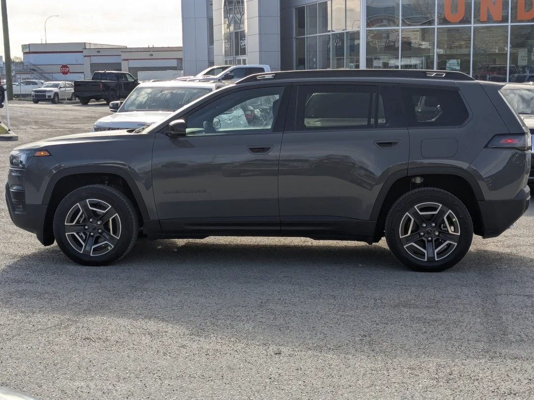 New 2026 Grey Jeep Limited - - 4x4 - Preferred Package 23G - Mopar Interior Protection Pckge-  Pano Sunroof & More! image 5