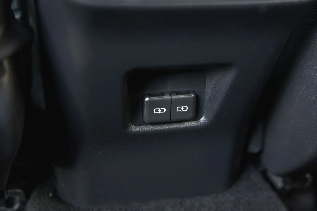 Used 2024 Ice Cap Toyota XLE image 31