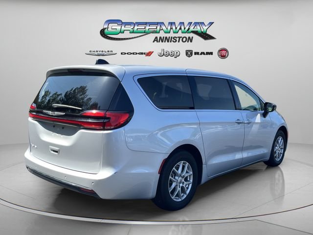 Used 2024 Silver Mist Clearcoat Chrysler Touring L image 7