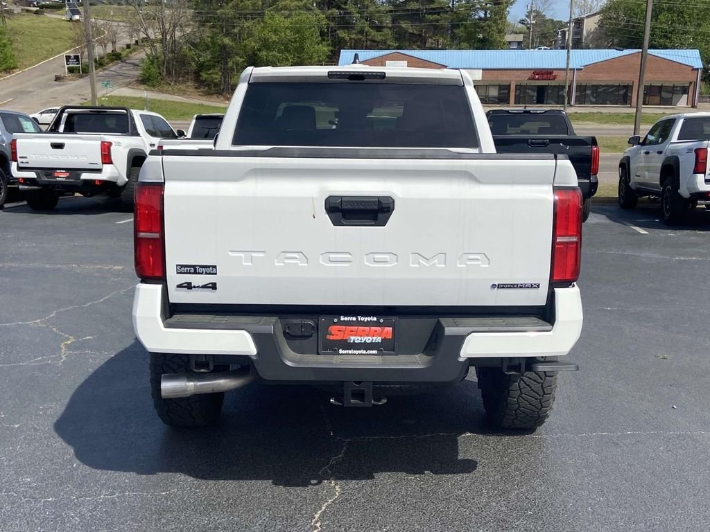 2025 Toyota Tacoma TRD Sport - Photo 3