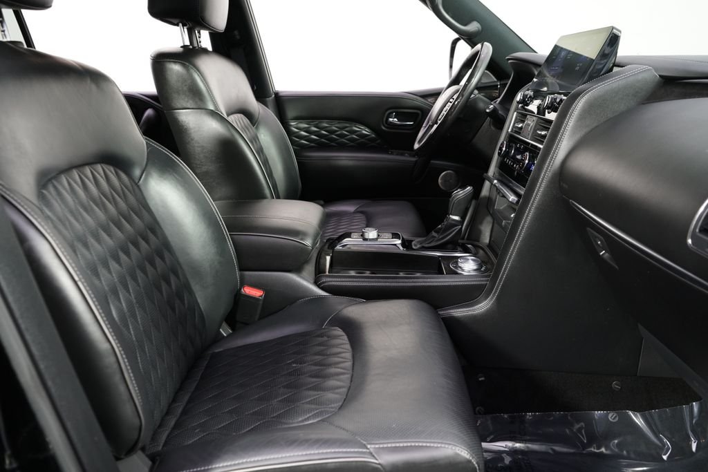 Used 2022 Black Obsidian INFINITI Sensory image 16