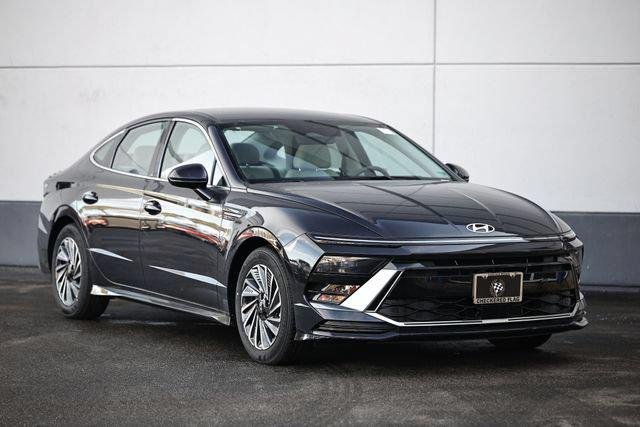 New 2026 Carbon Blue Hyundai SEL image 1