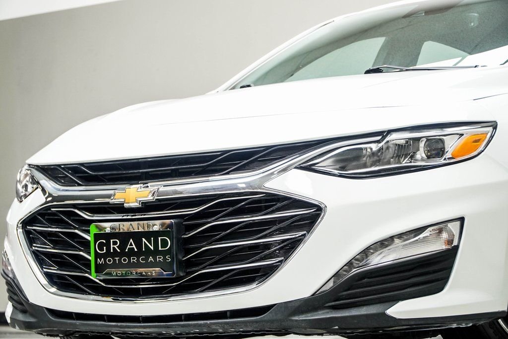 Used 2024 White Chevrolet LT image 2