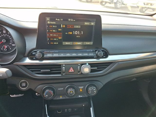 Used 2020 Black Kia GT-Line image 17