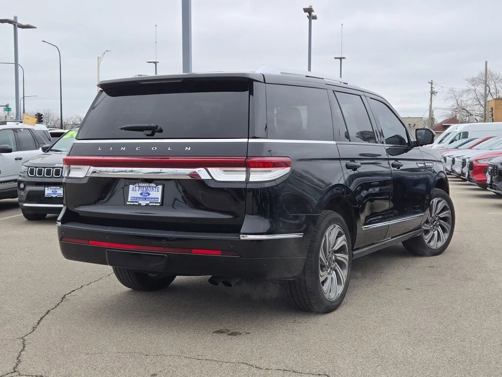 2023 Lincoln Navigator Reserve - Photo 12
