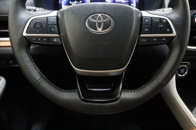 Certified Used 2025 Blueprint Toyota Limited 2.4T image 25