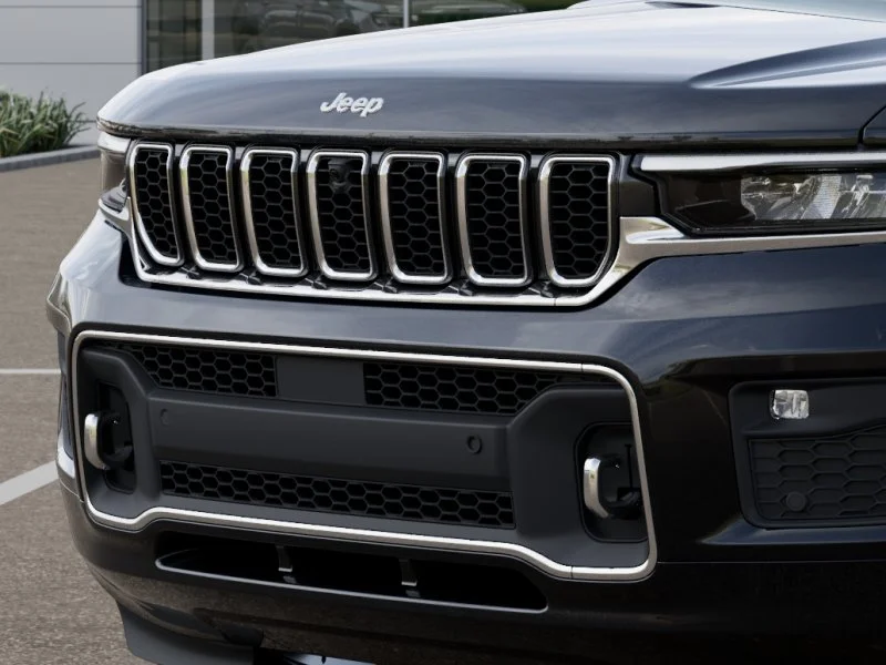 New 2025 Diamond Black Crystal Pearl-Coat Exterior Paint Jeep Overland image 27