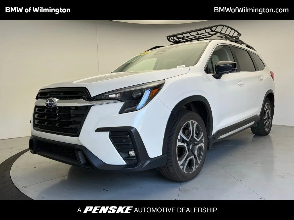 2025 Subaru Ascent Limited 7 Passenger's photo