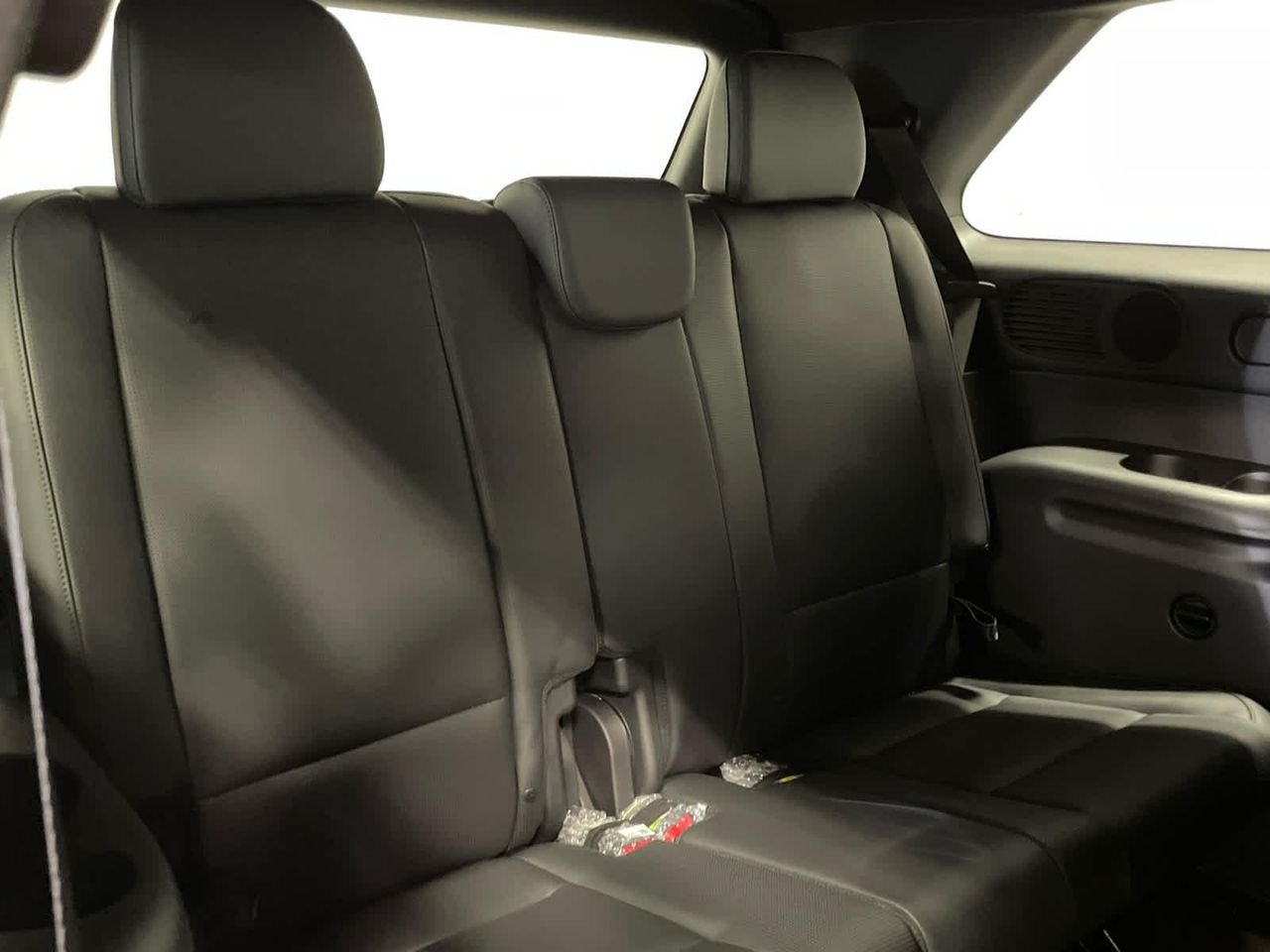 New 2026 Creamy White Pearl Hyundai XRT Pro image 44