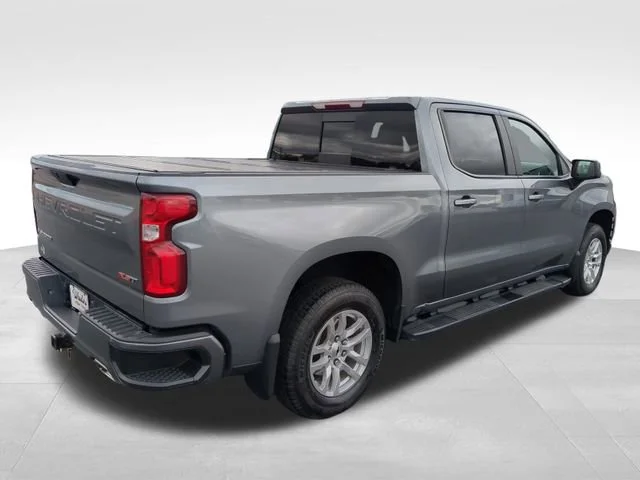 Used 2021 SATIN STEEL METALLIC Chevrolet RST image 6