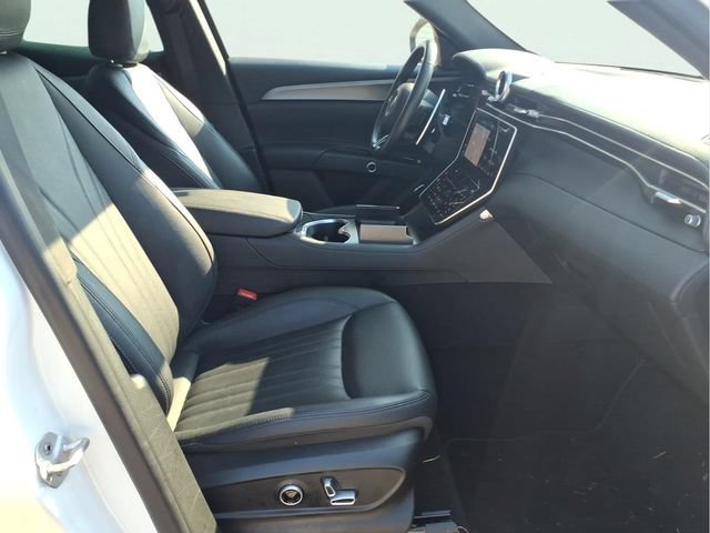 Used 2024  Maserati GT image 21