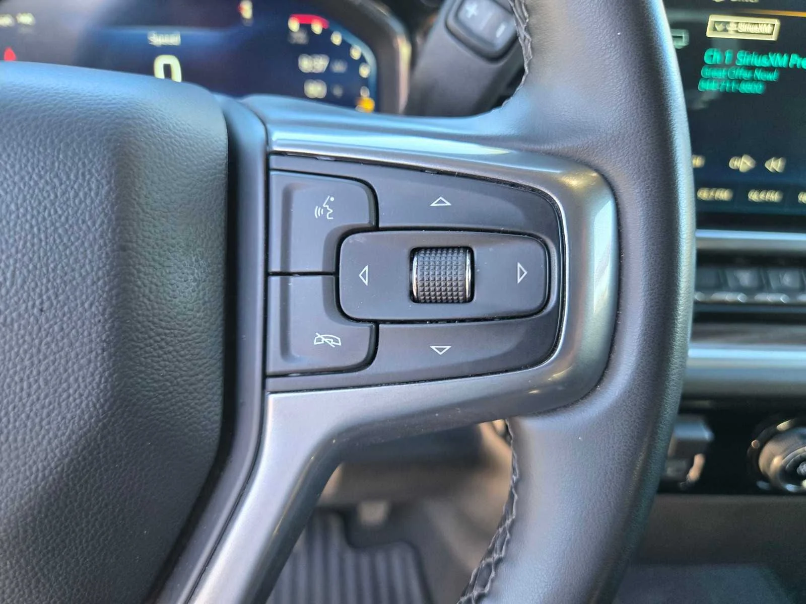 Used 2024 Sterling Gray Metallic Chevrolet LT image 25
