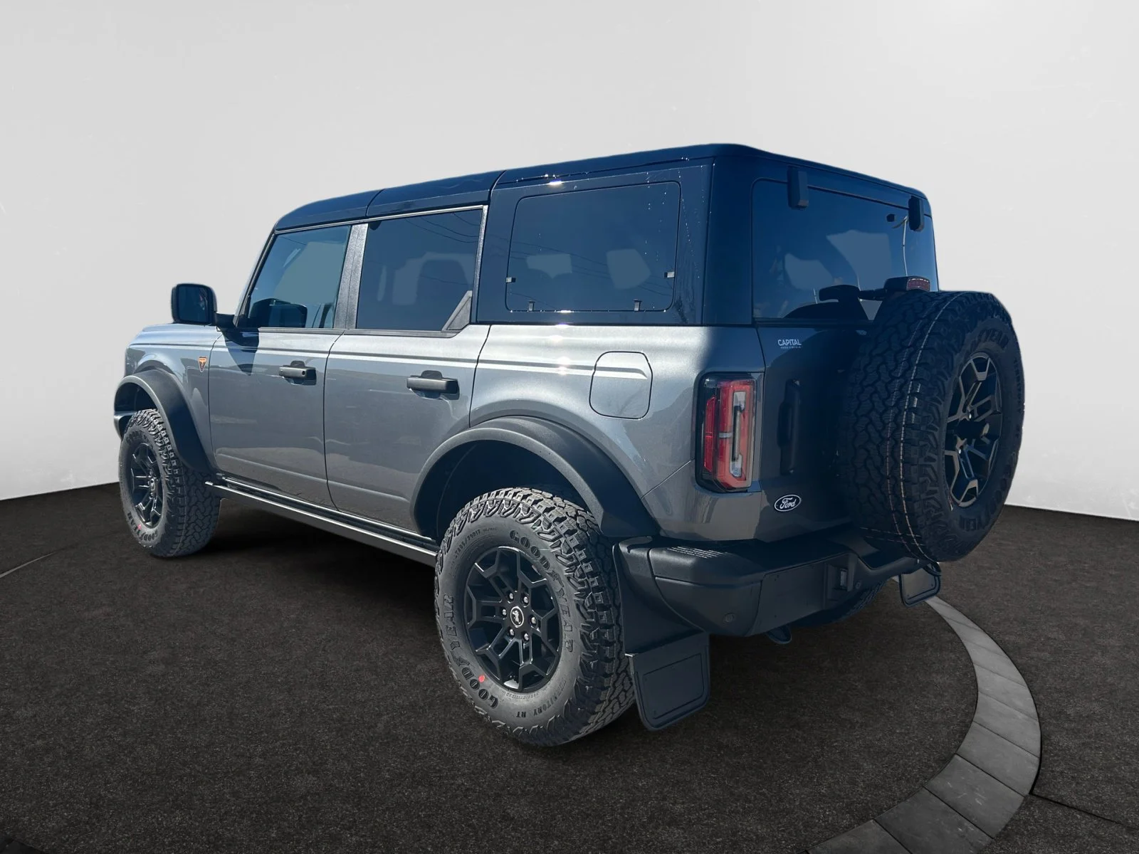 New 2026 Carbonized Grey Metallic Ford Badlands image 3