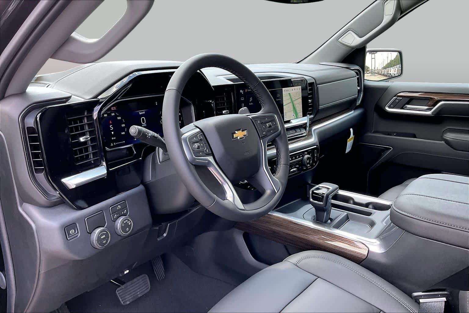 2026 Chevrolet Silverado 1500 LT - Photo 9