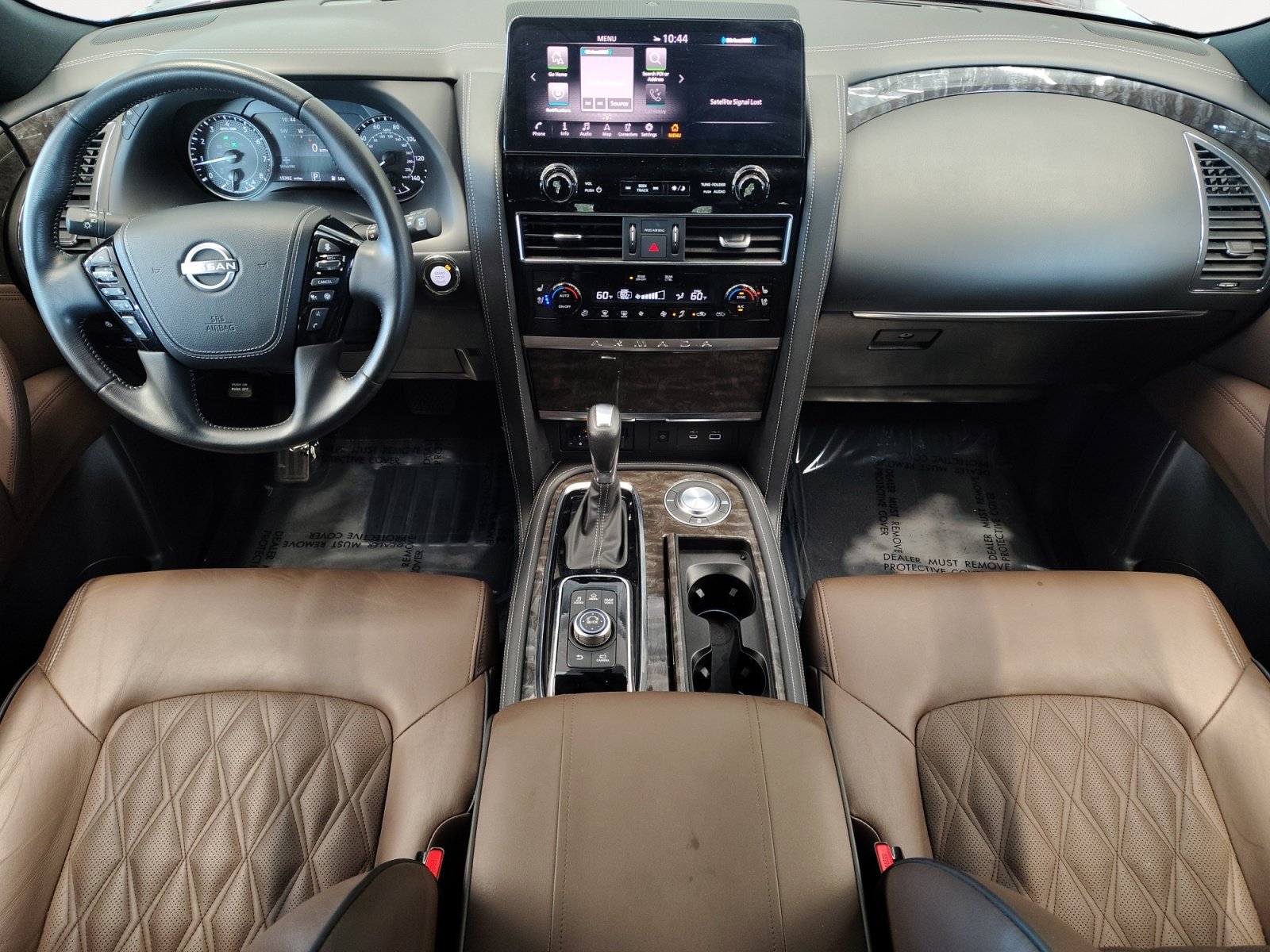 Used 2024 Coulis Red Pearl Nissan Platinum image 3