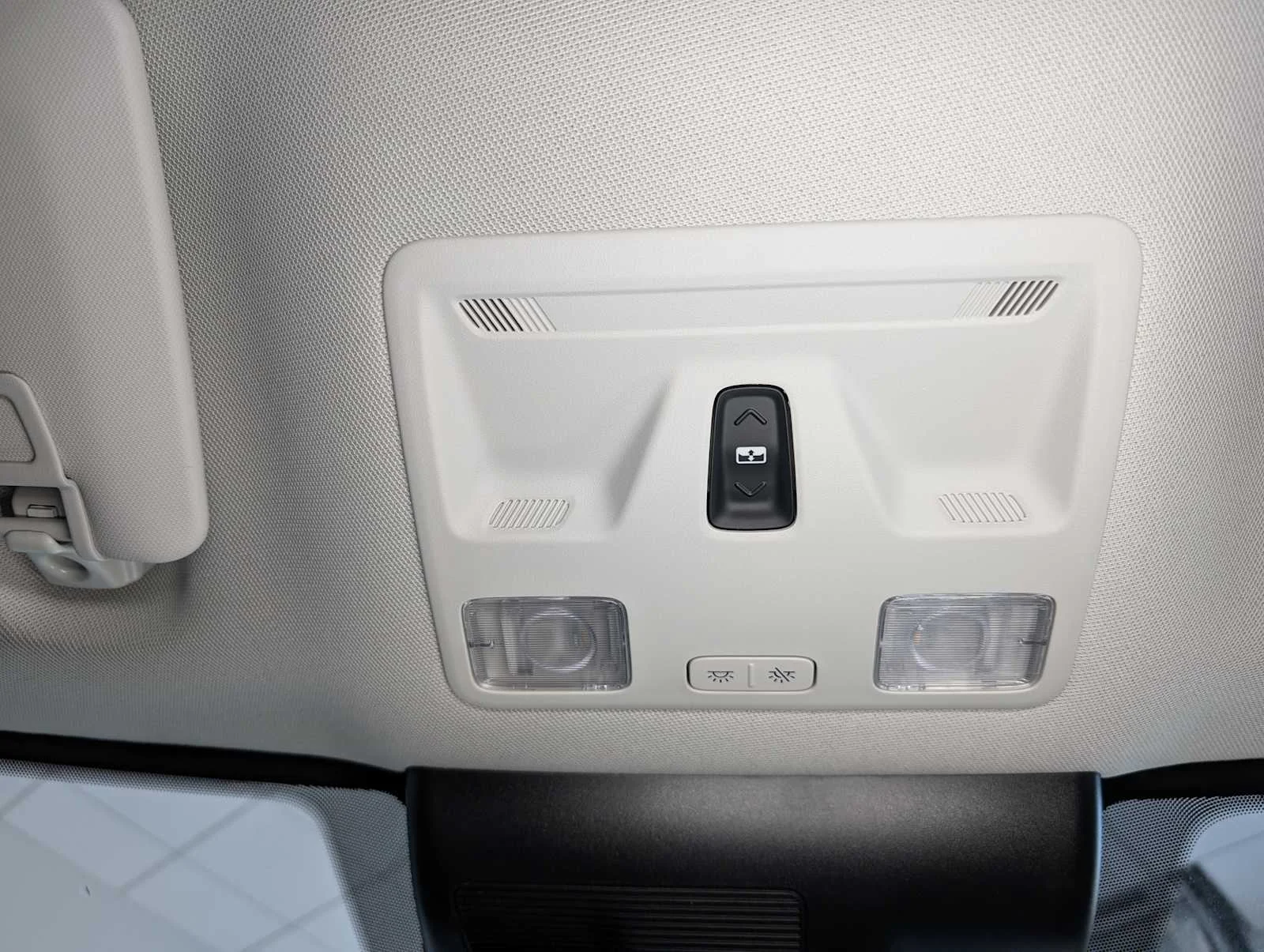 New 2025 Oxford White Ford Lobo™ image 27