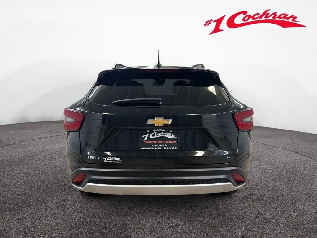 2024 Chevrolet Trax LT - Photo 21