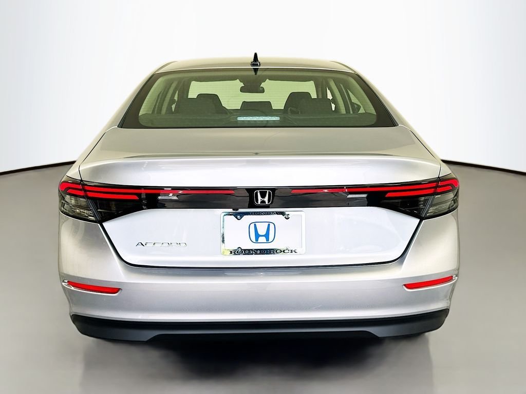 New 2026 Solar Silver Metallic Honda SE image 6