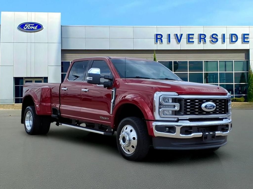 2026 Ford F-450 Lariat 4x4 Crew Cab 8' Box DRW's photo