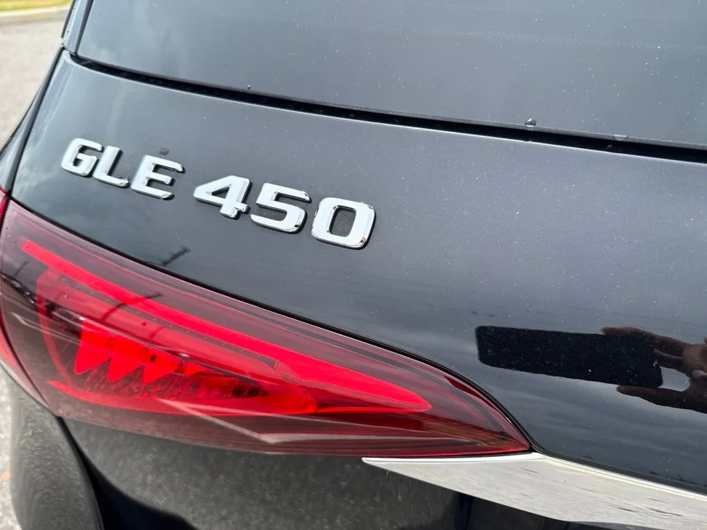 Used 2021 Black Mercedes-Benz GLE 450 image 12