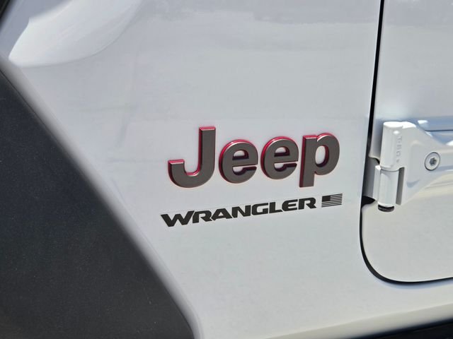 Used 2024 White Jeep Rubicon image 11
