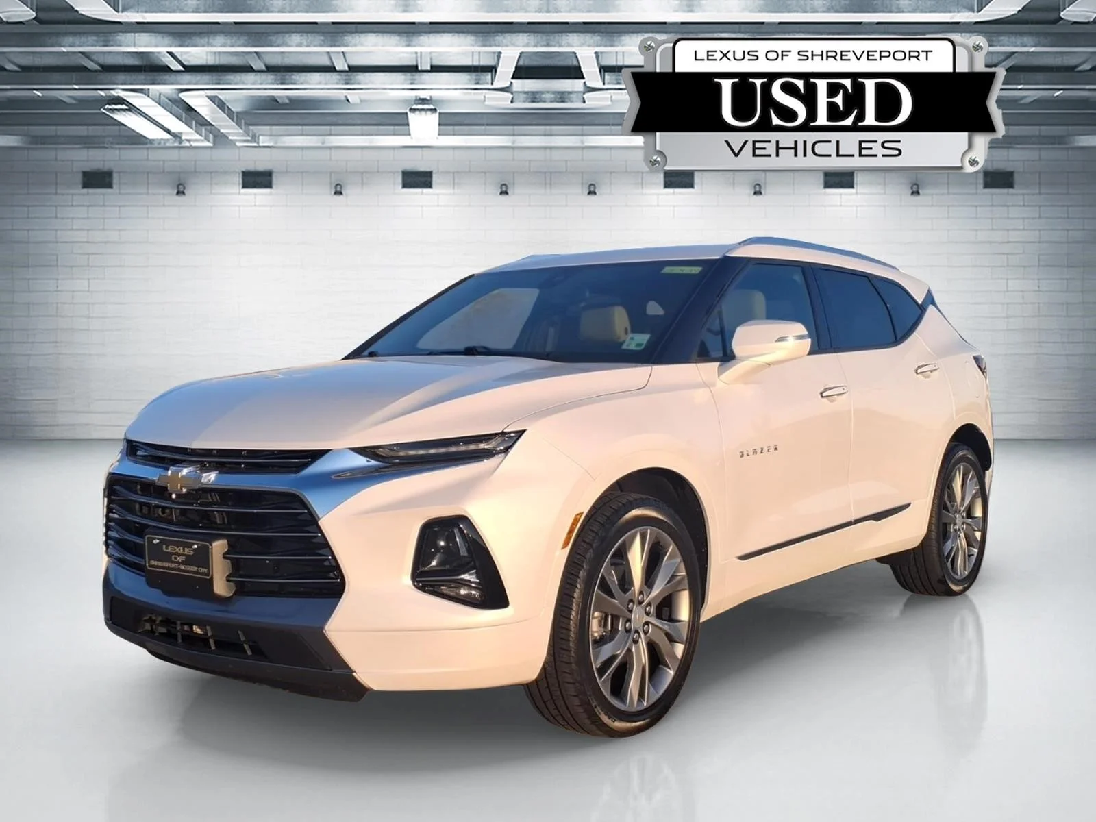 Used 2021 Iridescent Pearl Tricoat Chevrolet Premier image 1