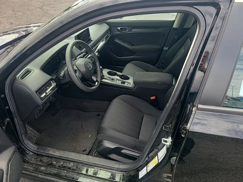 Used 2024  Honda LX image 13