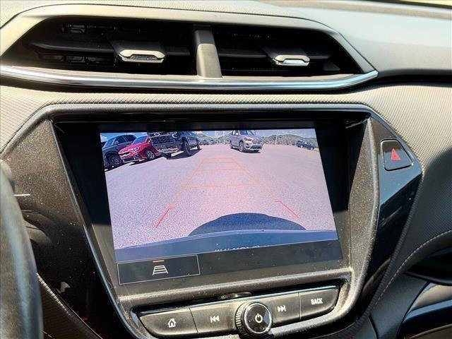 Used 2023 Iridescent Pearl Tricoat Chevrolet ACTIV image 23