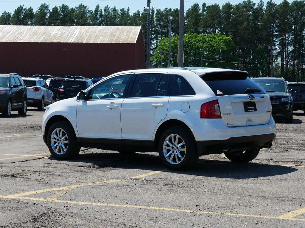 Used 2014 White Ford Limited image 4