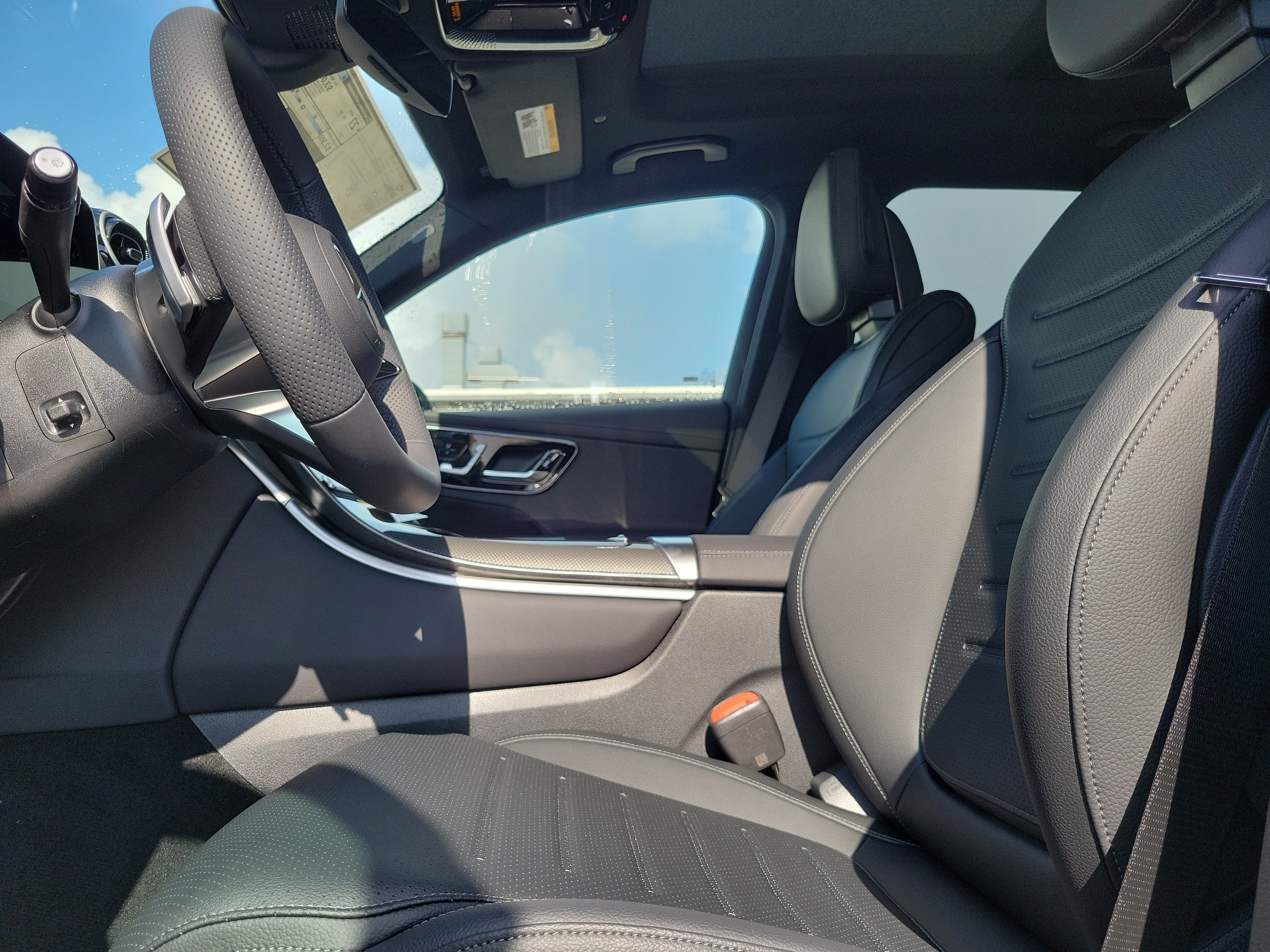 New 2026 Black Mercedes-Benz GLC 300 image 51