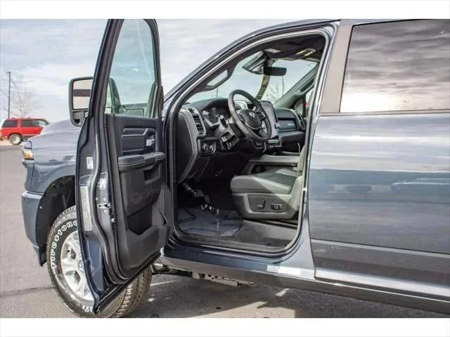 2026 RAM 2500 Big Horn - Photo 12