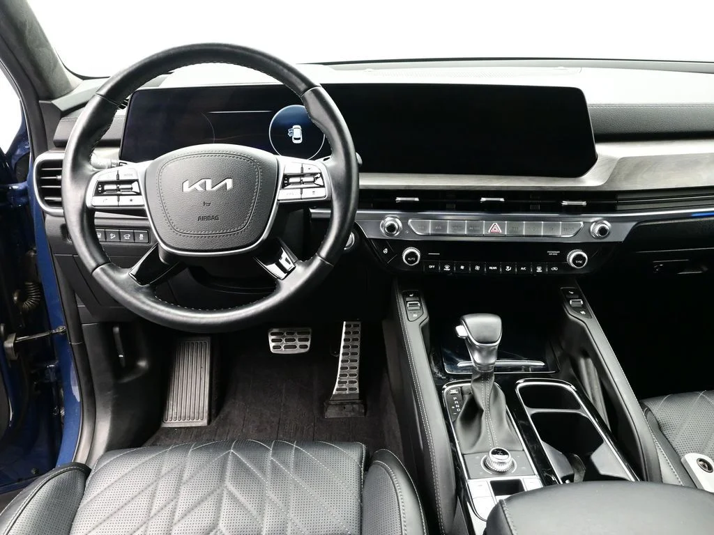 Used 2025 Midnight Black Kia SX-Prestige X-Pro image 16