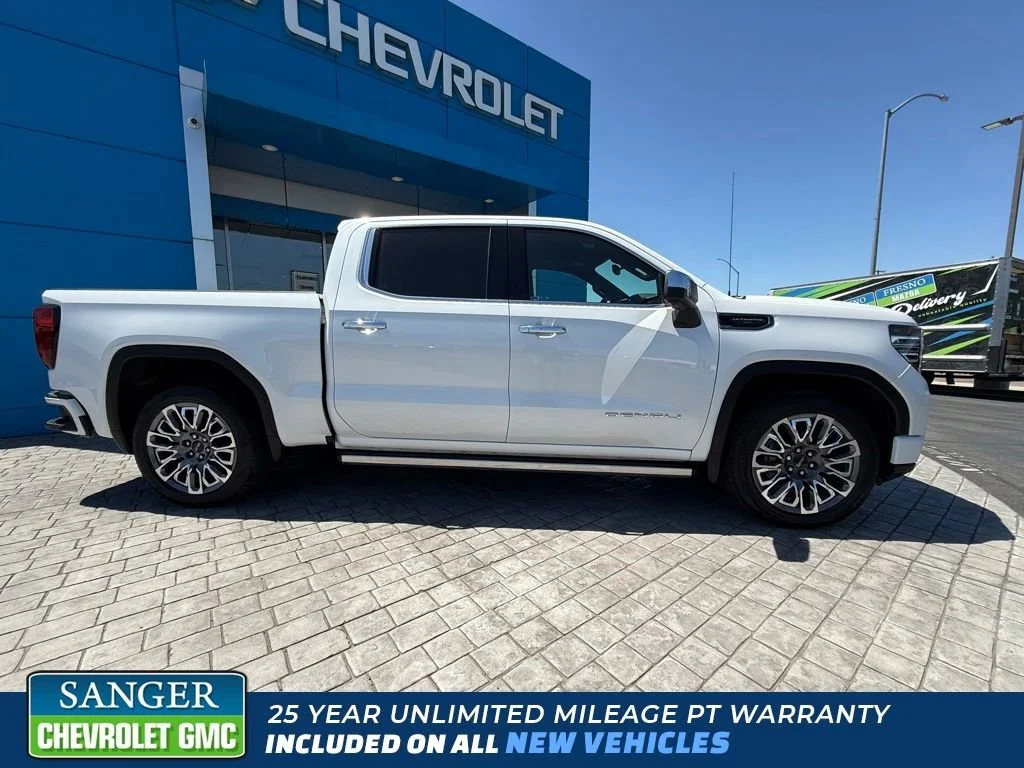 Used 2023 White Frost Tricoat GMC Denali Ultimate image 7