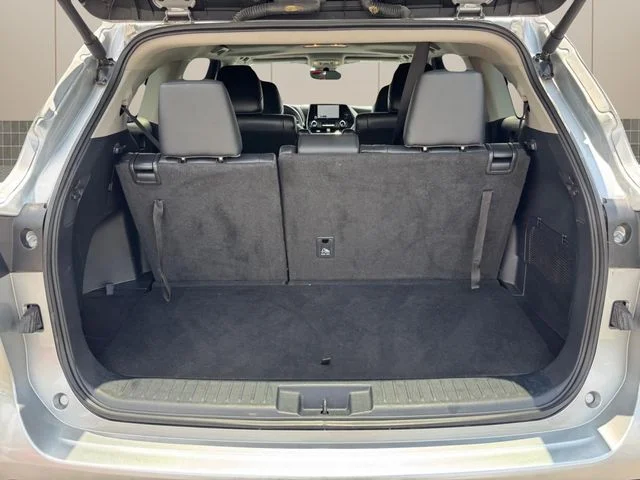 Used 2024 Silver Toyota XLE image 22
