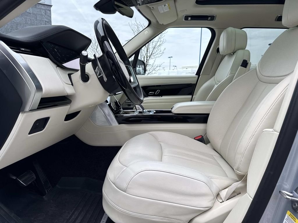 2023 Land Rover Range Rover SE - Photo 19