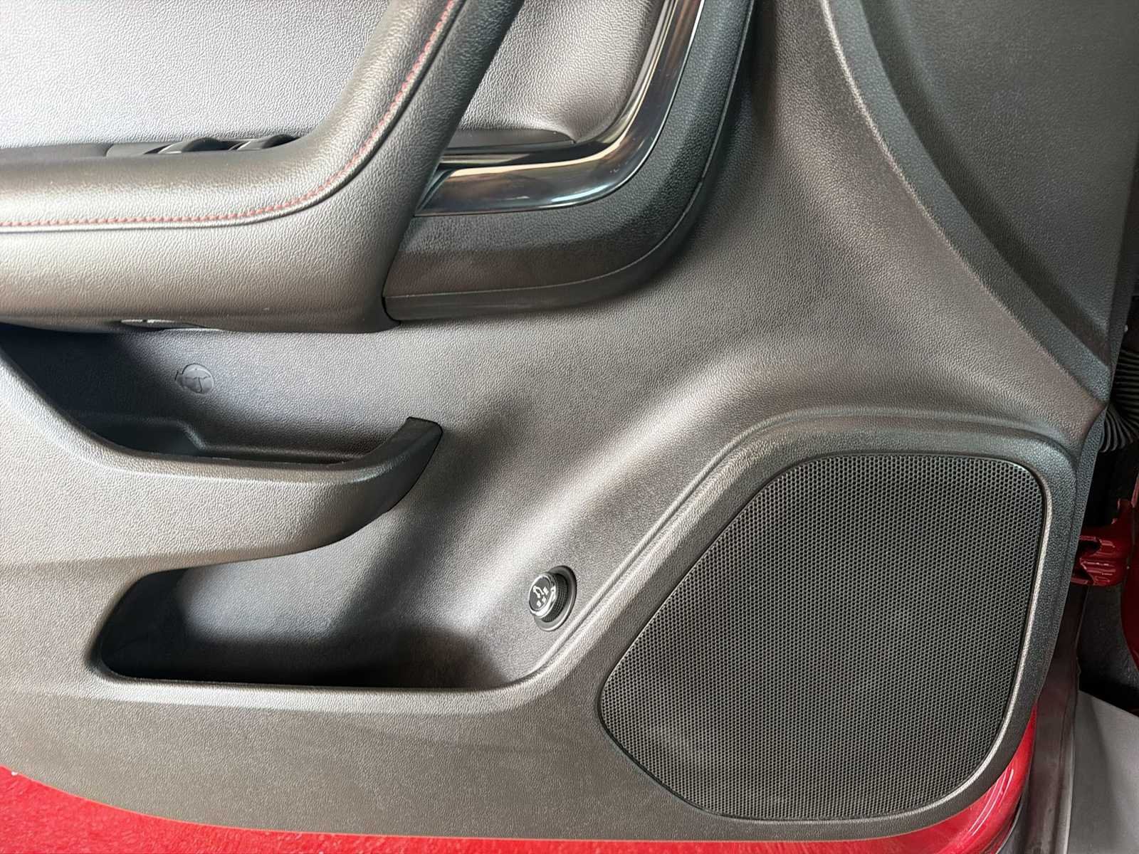 Used 2022 Cherry Red Tintcoat Chevrolet RS image 25