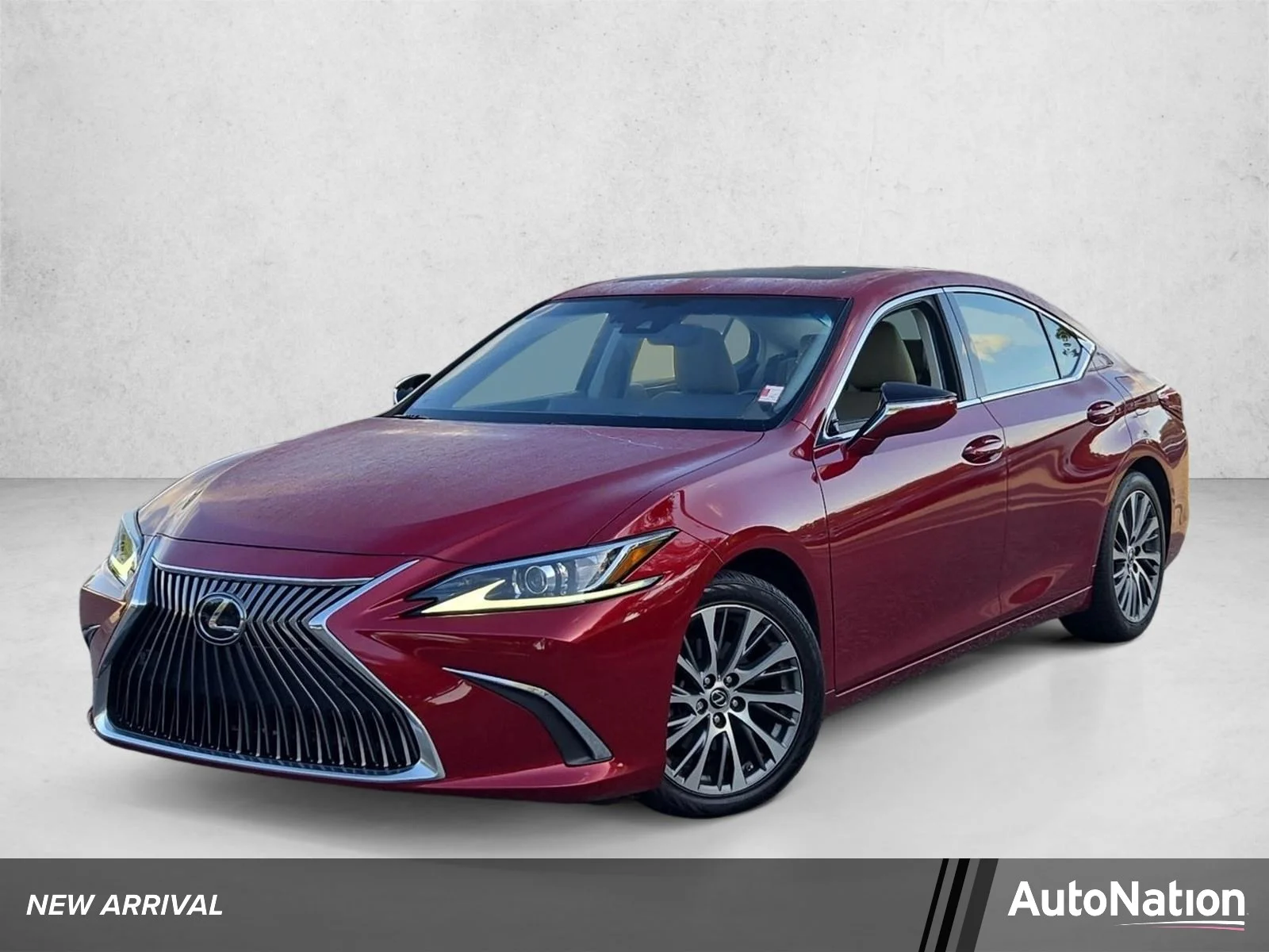 Used 2020 Matador Red Mica Lexus ES 350 image 1