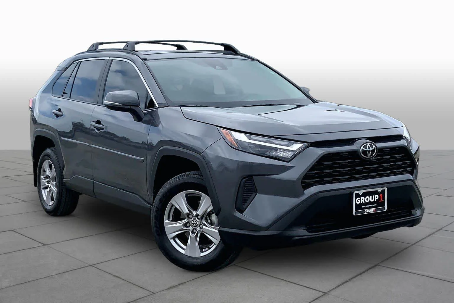 Used 2025 Magnetic Gray Metallic Toyota XLE image 3