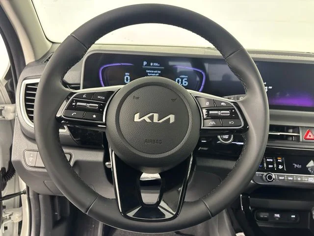 New 2026 White Kia S image 18