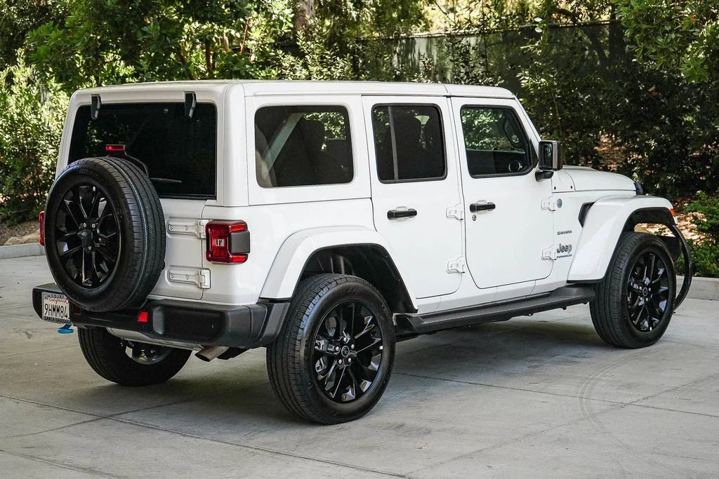 Used 2024 White Jeep Sahara 4xe image 6