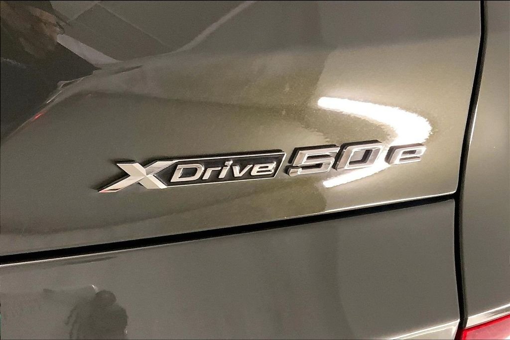 Used 2024 Dravit Grey Metallic BMW  image 30