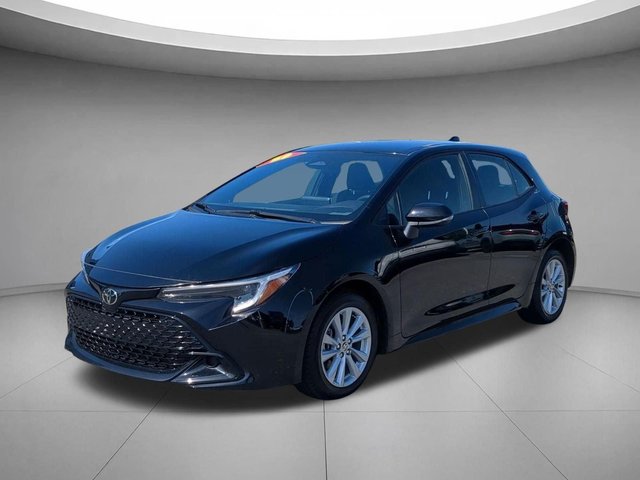 2025 Toyota Corolla Hatchback SE
