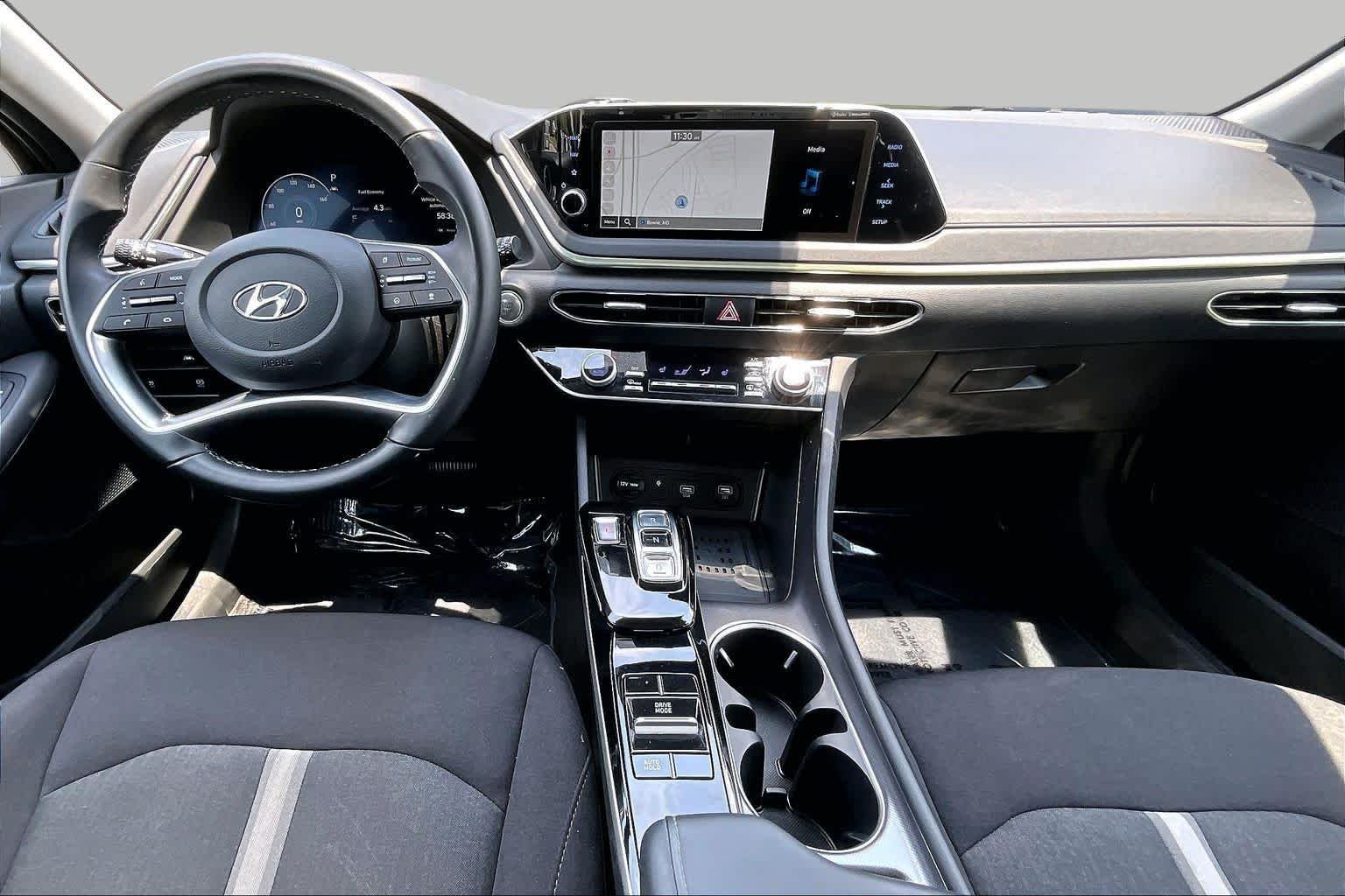 Used 2023 Onyx Black Hyundai SEL image 16
