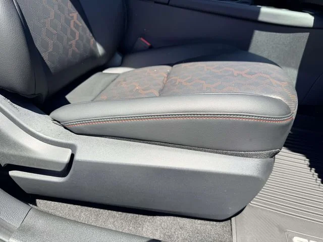 New 2026 Atlantic Gray Metallic Nissan SR image 9