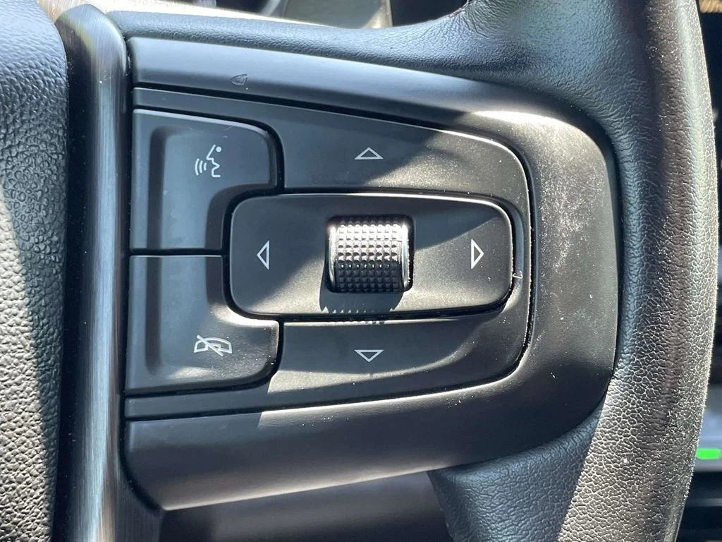 Used 2023 Blue GMC AT4X image 31