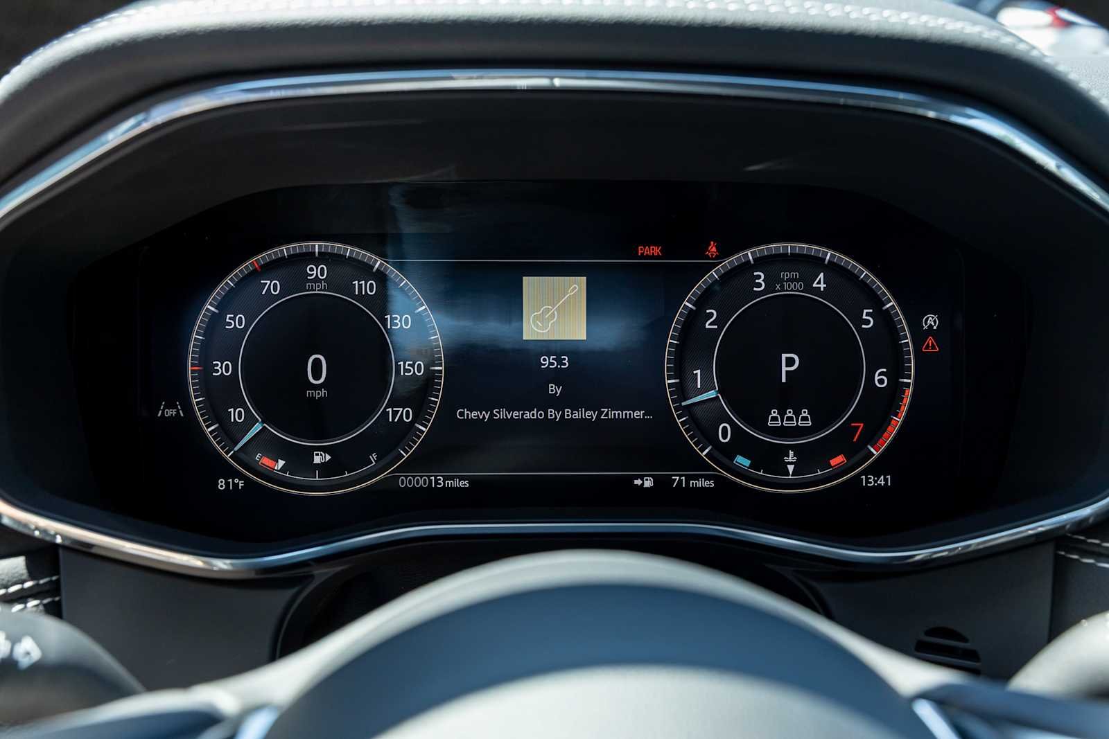 2026 Jaguar F-Pace R-Dynamic S - Photo 17