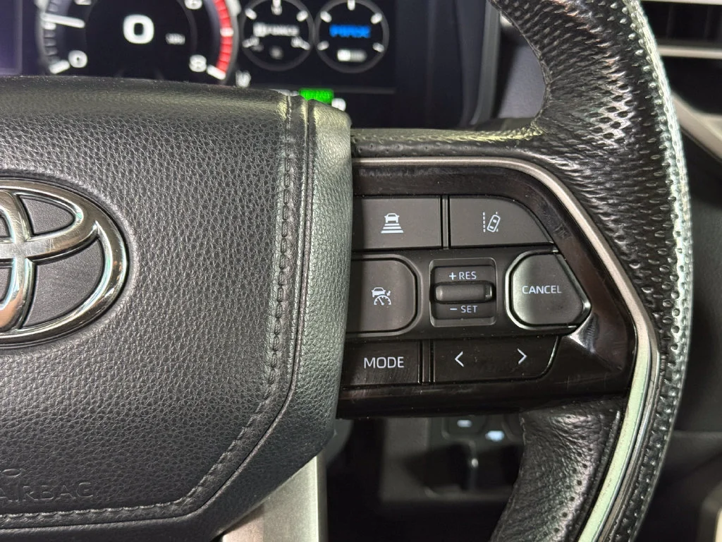 Used 2024 White Toyota Limited Hybrid image 29