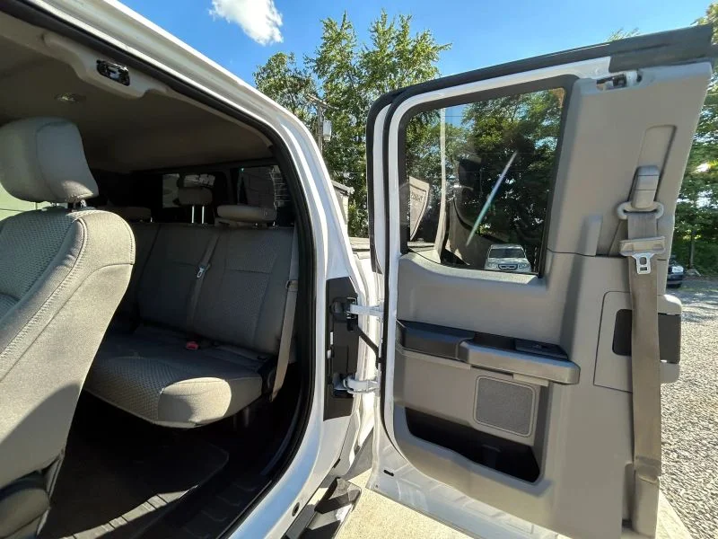 Used 2015 White Ford XLT Pickup 4D 6 1/2 ft image 32