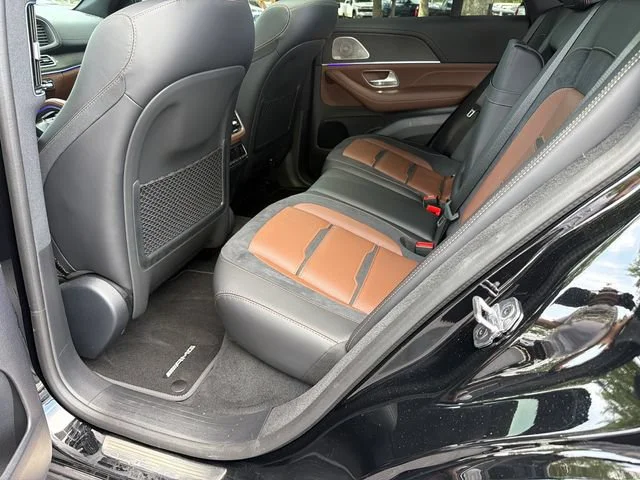 Used 2026 Black Mercedes-Benz 4MATIC®+ image 21