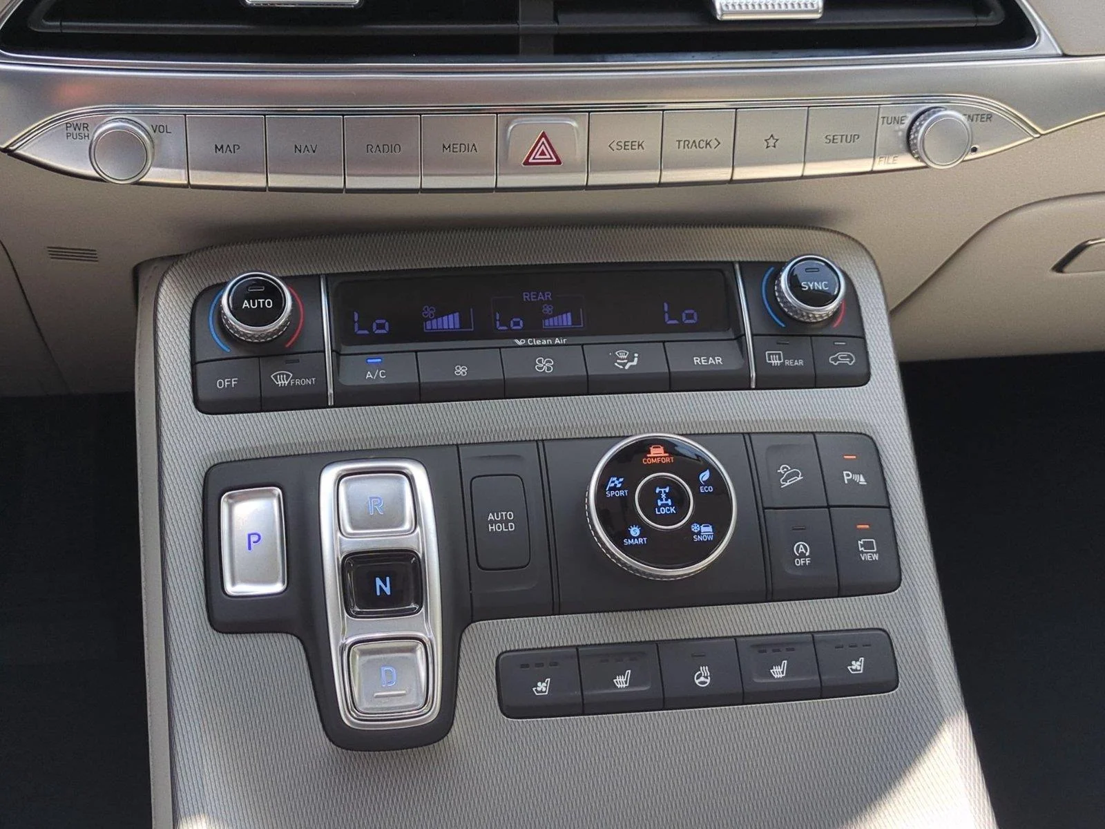 Used 2022  HYUNDAI  image 26